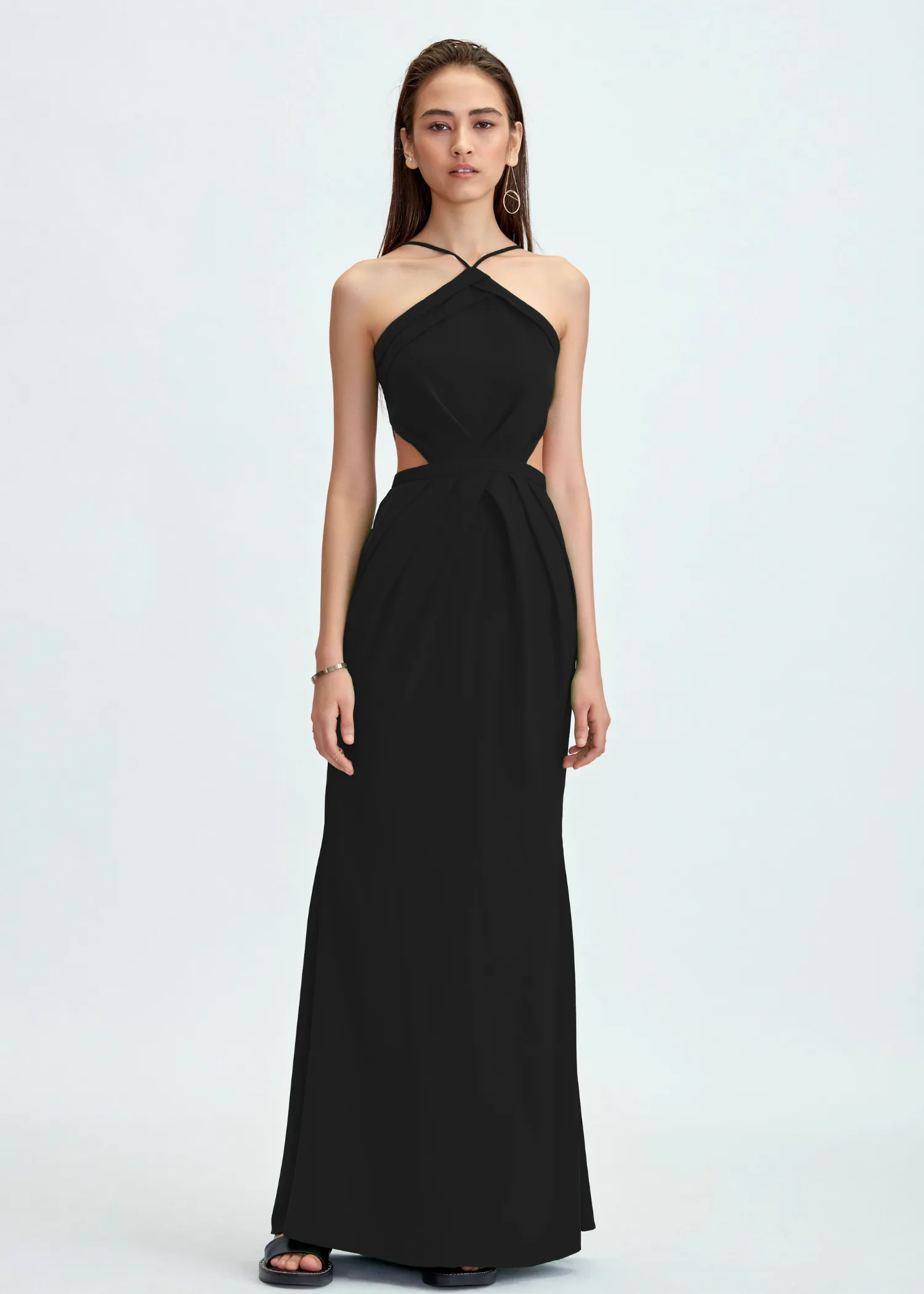 Pia Gown